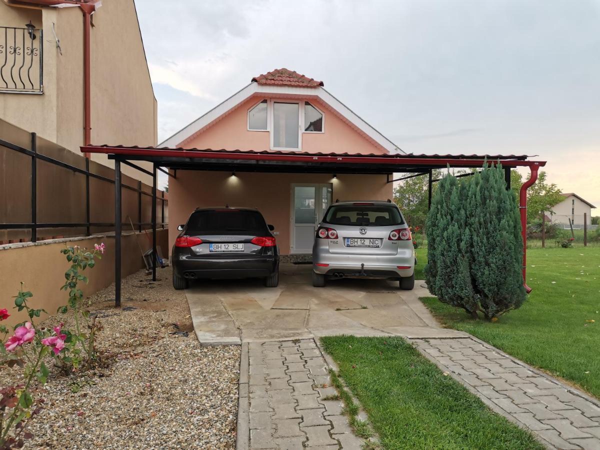 Casuta Cu Tei Villa Орадеа Екстериор снимка