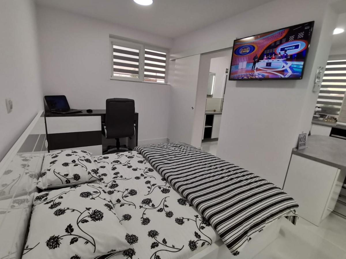Casuta Cu Tei Villa Орадеа Екстериор снимка