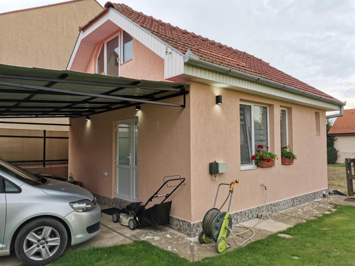 Casuta Cu Tei Villa Орадеа Екстериор снимка