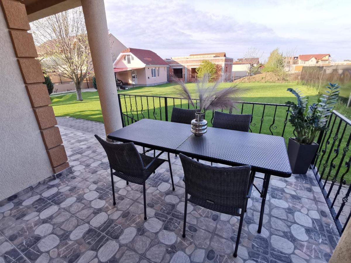 Casuta Cu Tei Villa Орадеа Екстериор снимка
