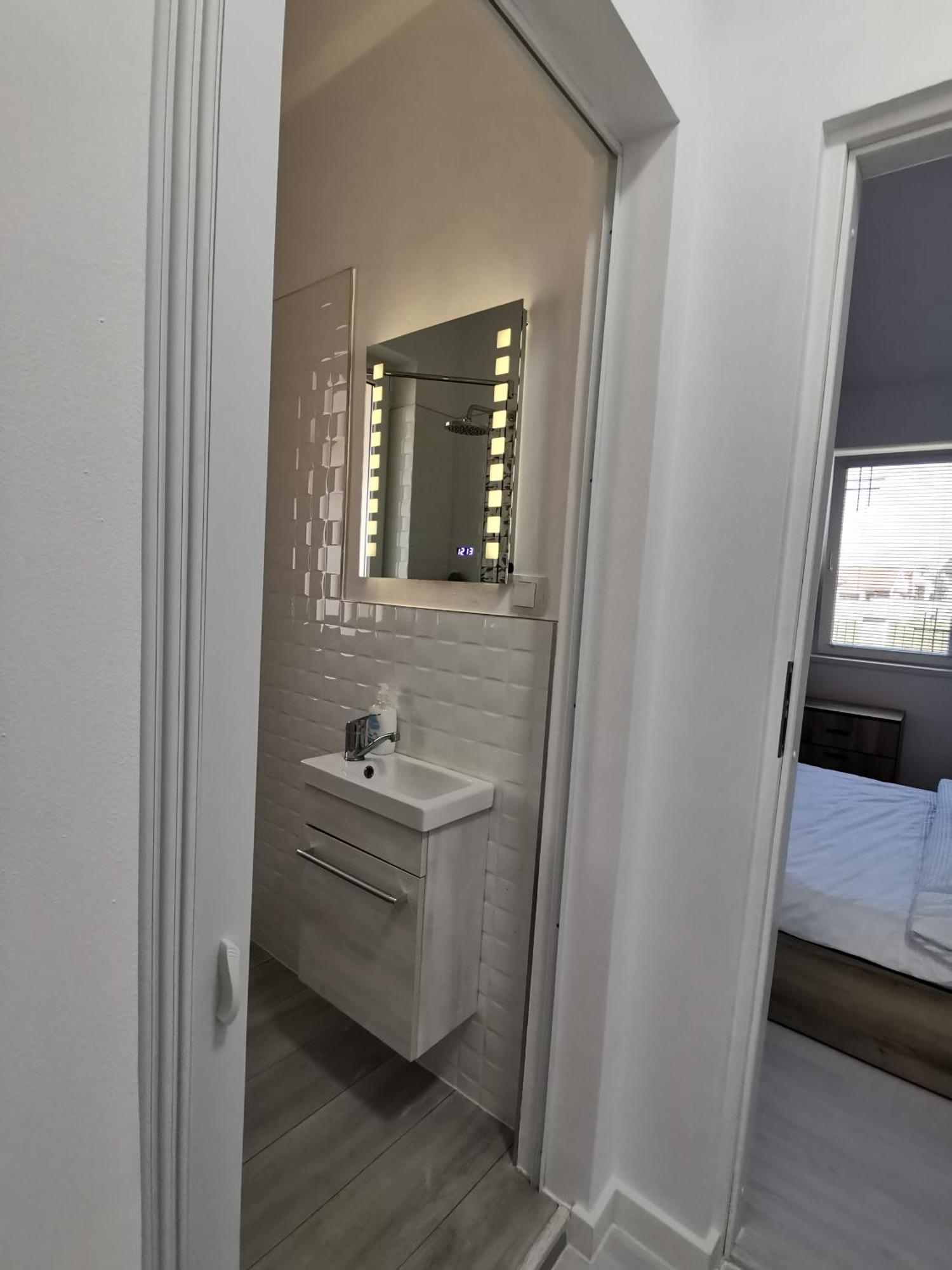 Casuta Cu Tei Villa Орадеа Стая снимка